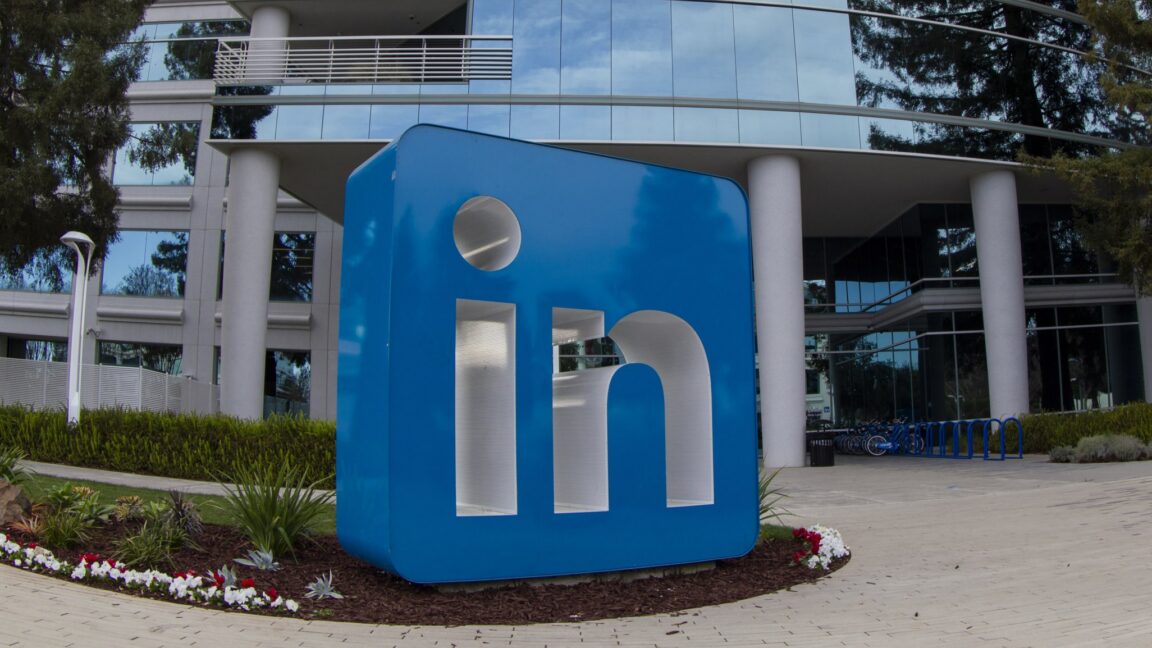 LinkedIn'in "BrowserGate" Mahkemelerini Kazanması ve Gizlilik Hukuku Üzerindeki Etkileri