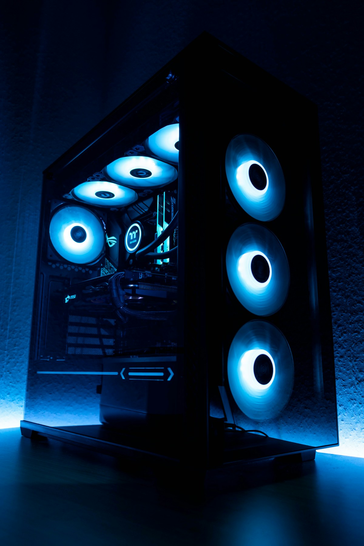 Nvidia RTX 5090 ve Blackwell Mimarisi: 32 GB GDDR7 Bellek ile Yeni Nesil Performans